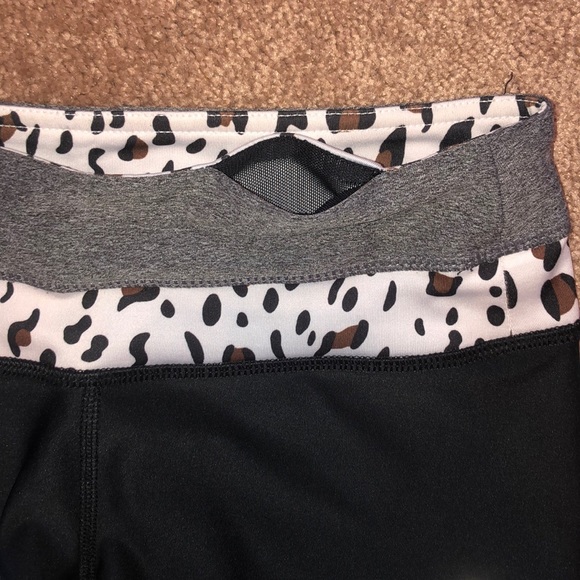 RBX Spandex with Animal Print Waistband - Picture 4 of 4